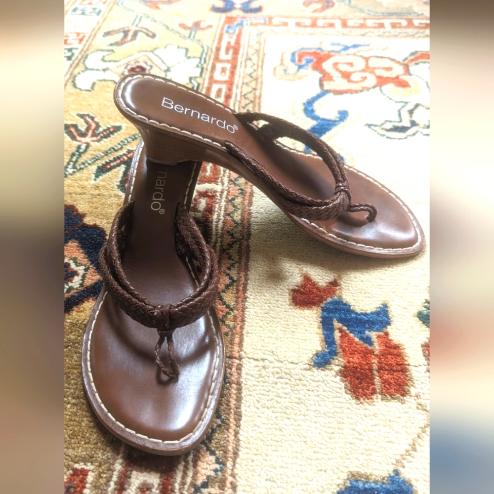 Bernardo Sandals